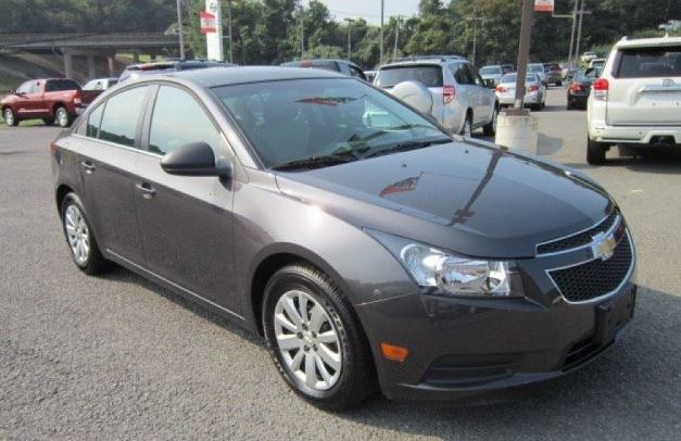 2011 cruze.JPG