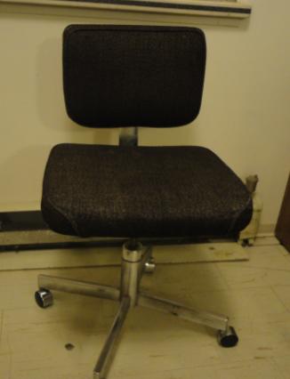 revolving chair.JPG